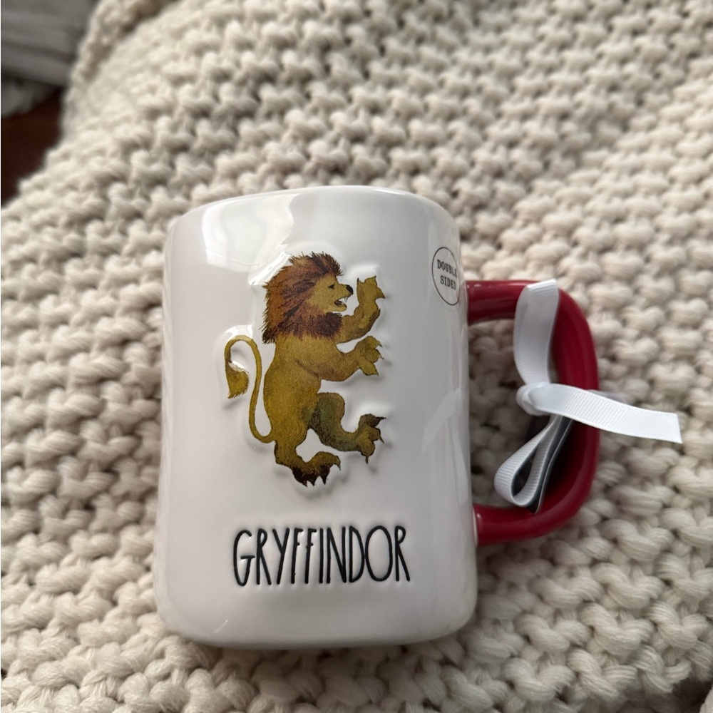 Gryffindor Mug with Red Handle